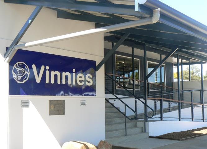 Vinnies Chinchilla Store