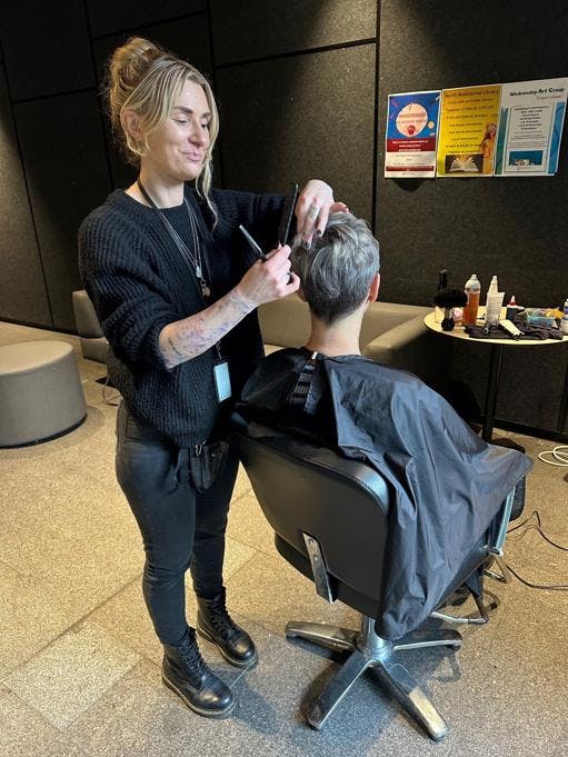 Meet Kim who volunteers her hairdressing skills at Ozanam House